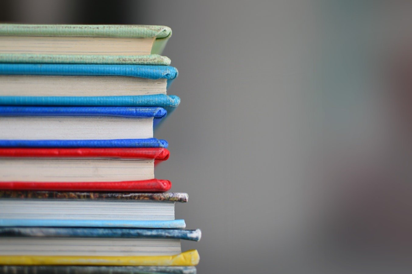 Libros y material de estudio preparados en SN Estudio